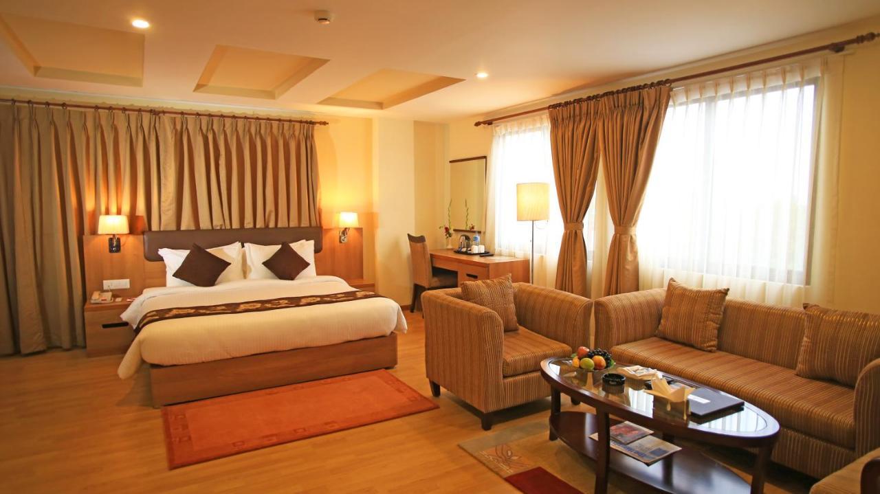 Mirage Lords Inn Kathmandu Exterior foto