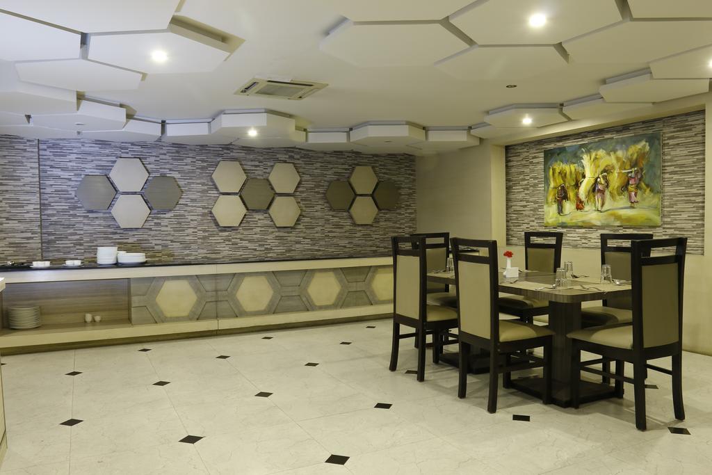 Mirage Lords Inn Kathmandu Exterior foto