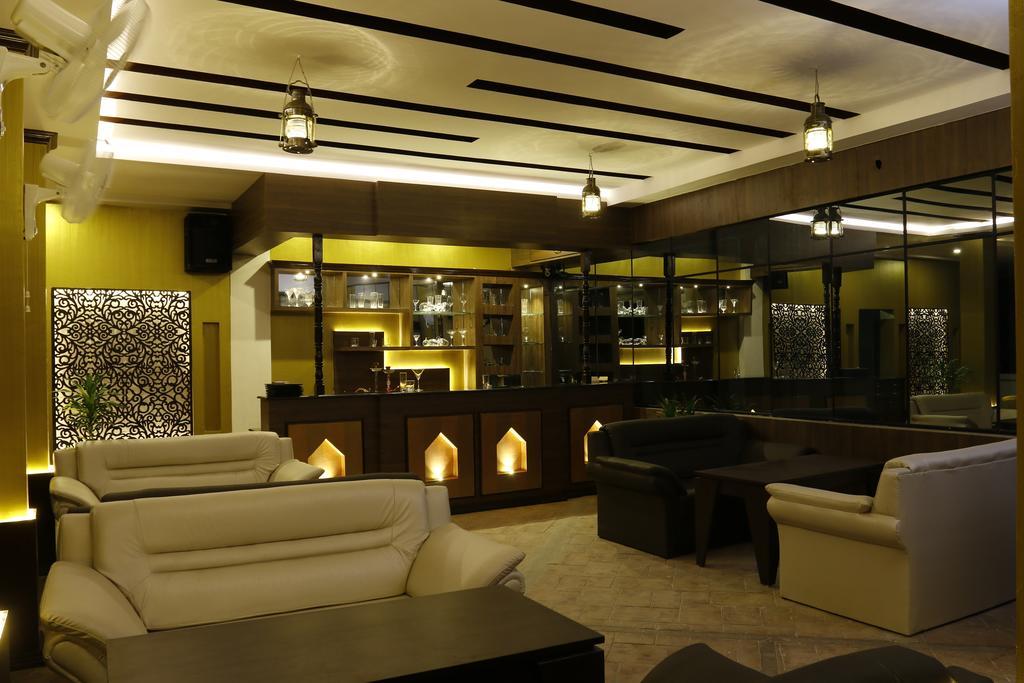 Mirage Lords Inn Kathmandu Exterior foto