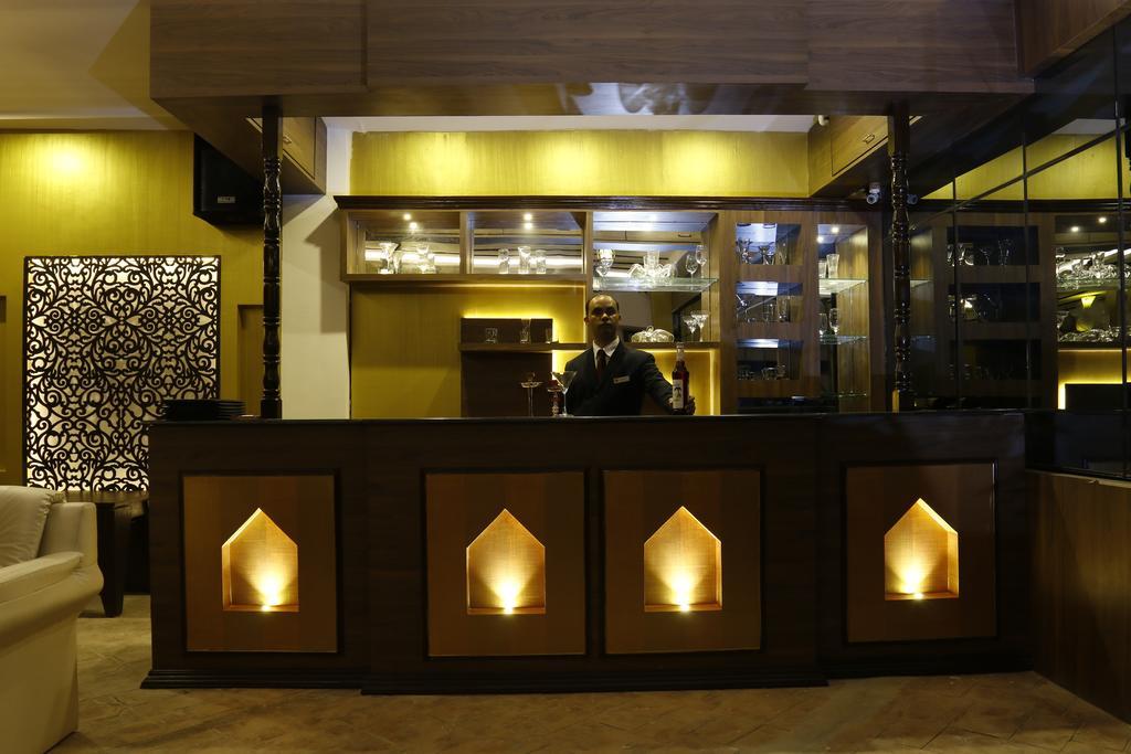 Mirage Lords Inn Kathmandu Exterior foto