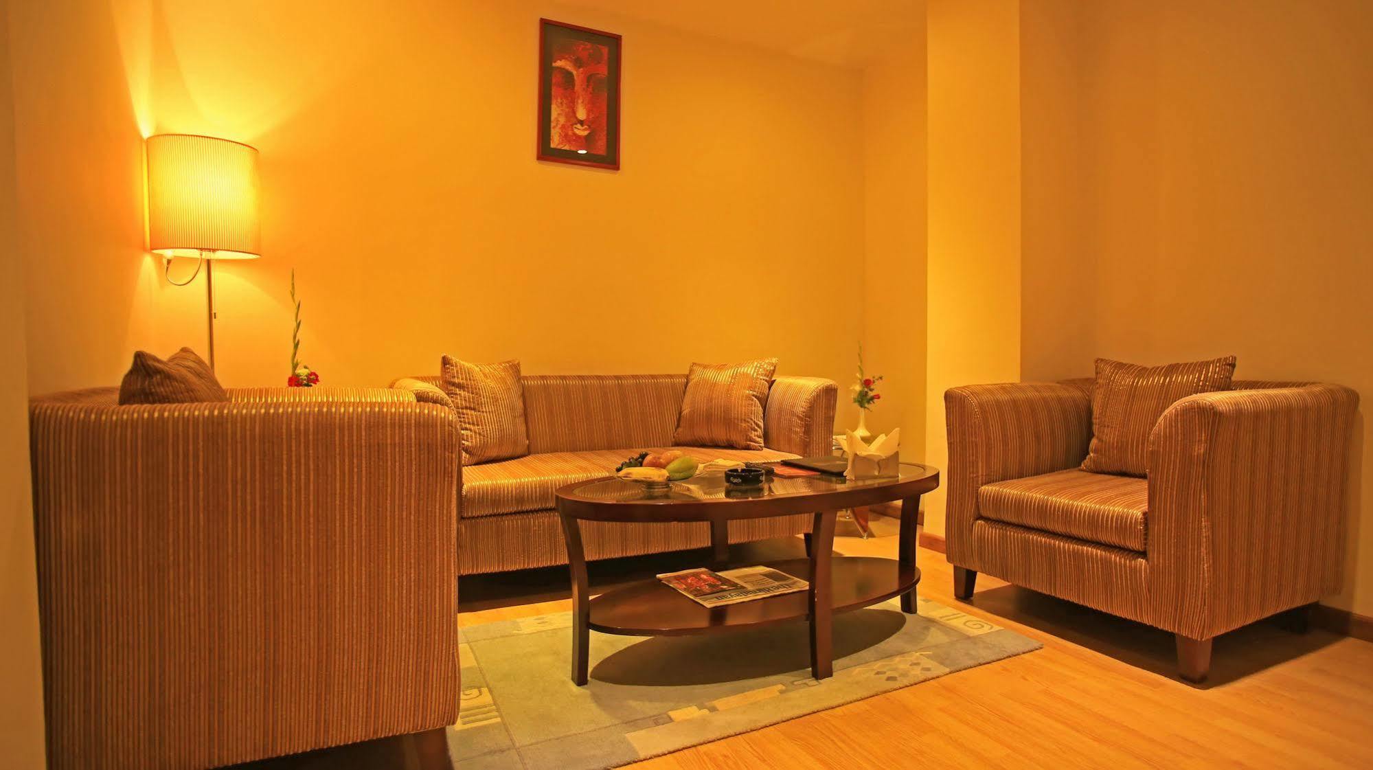 Mirage Lords Inn Kathmandu Exterior foto