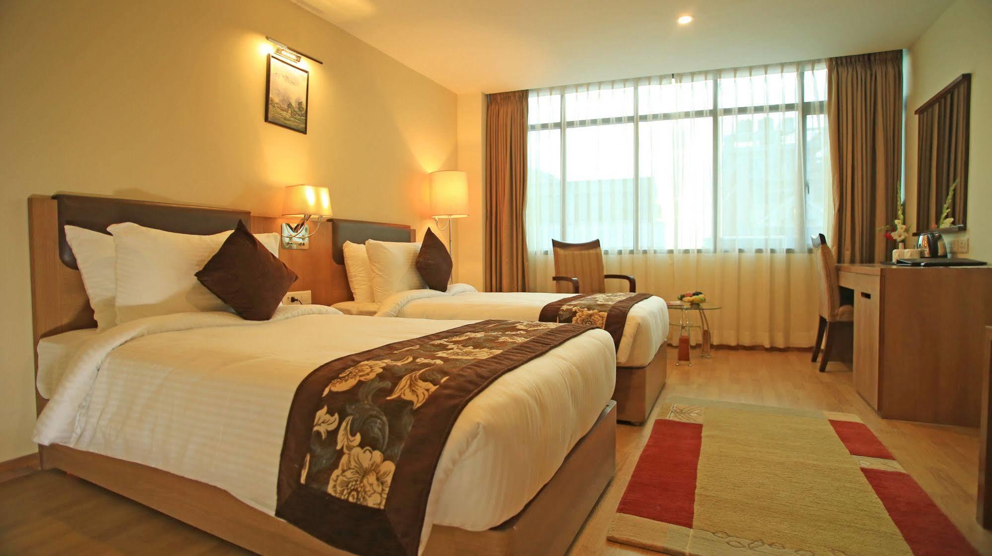 Mirage Lords Inn Kathmandu Exterior foto